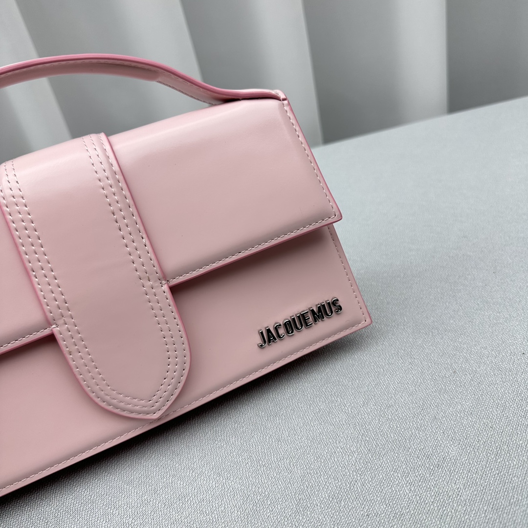 Jacquemus Satchel Bags